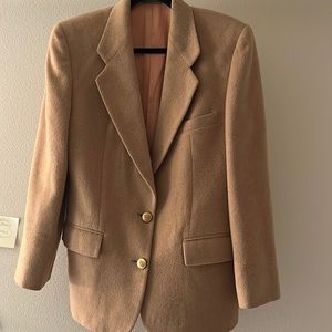 Italian men’s Camel jacket, perfect oversized trend for a size S or M woman